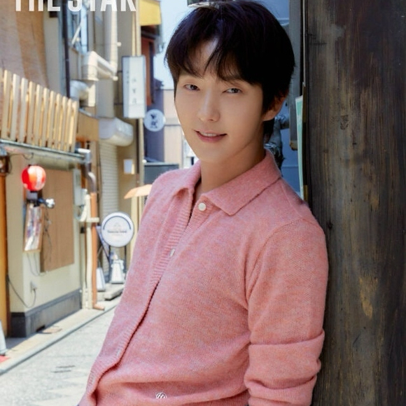 Recent activity shot of Lee Joongi