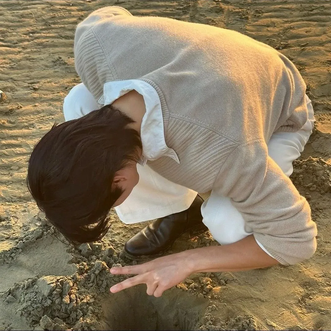 Latest photo of Cha Eunwoo