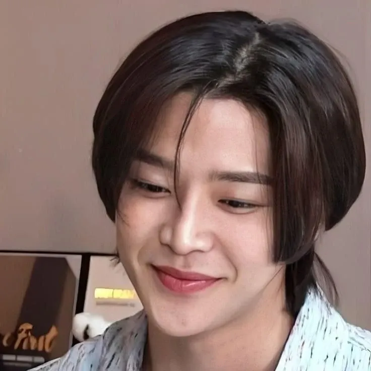 Cuplikan di balik layar dari Rowoon