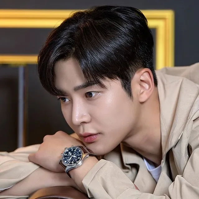 Foto kegiatan terbaru dari Rowoon