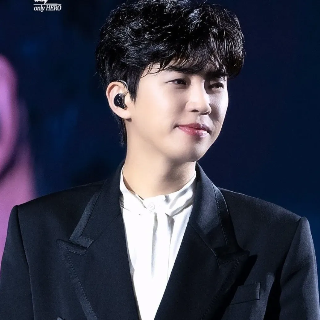 Foto kegiatan terbaru dari Lim Youngwoong