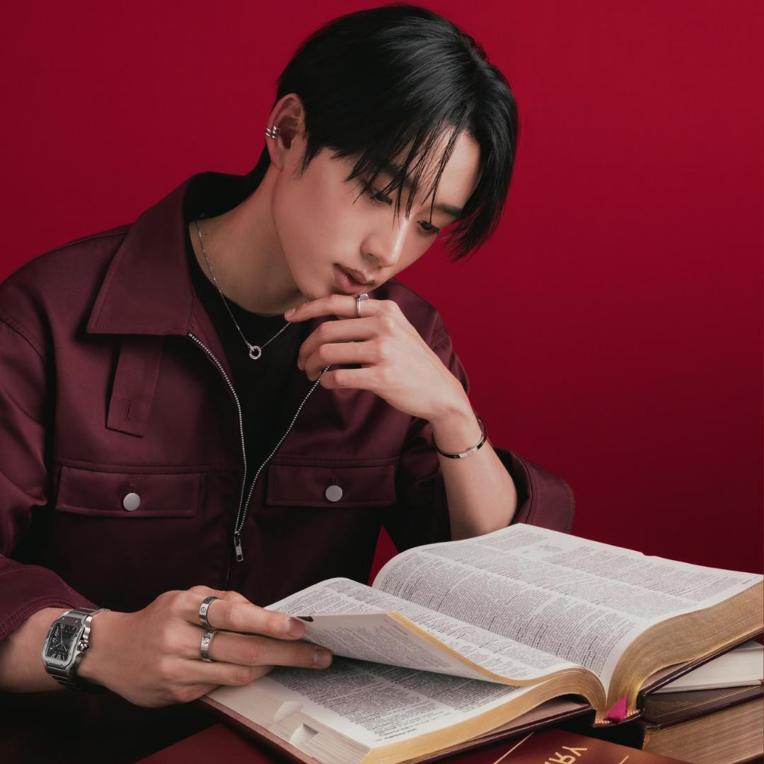 A moment captured by a fan of Est Supha Sangaworawong