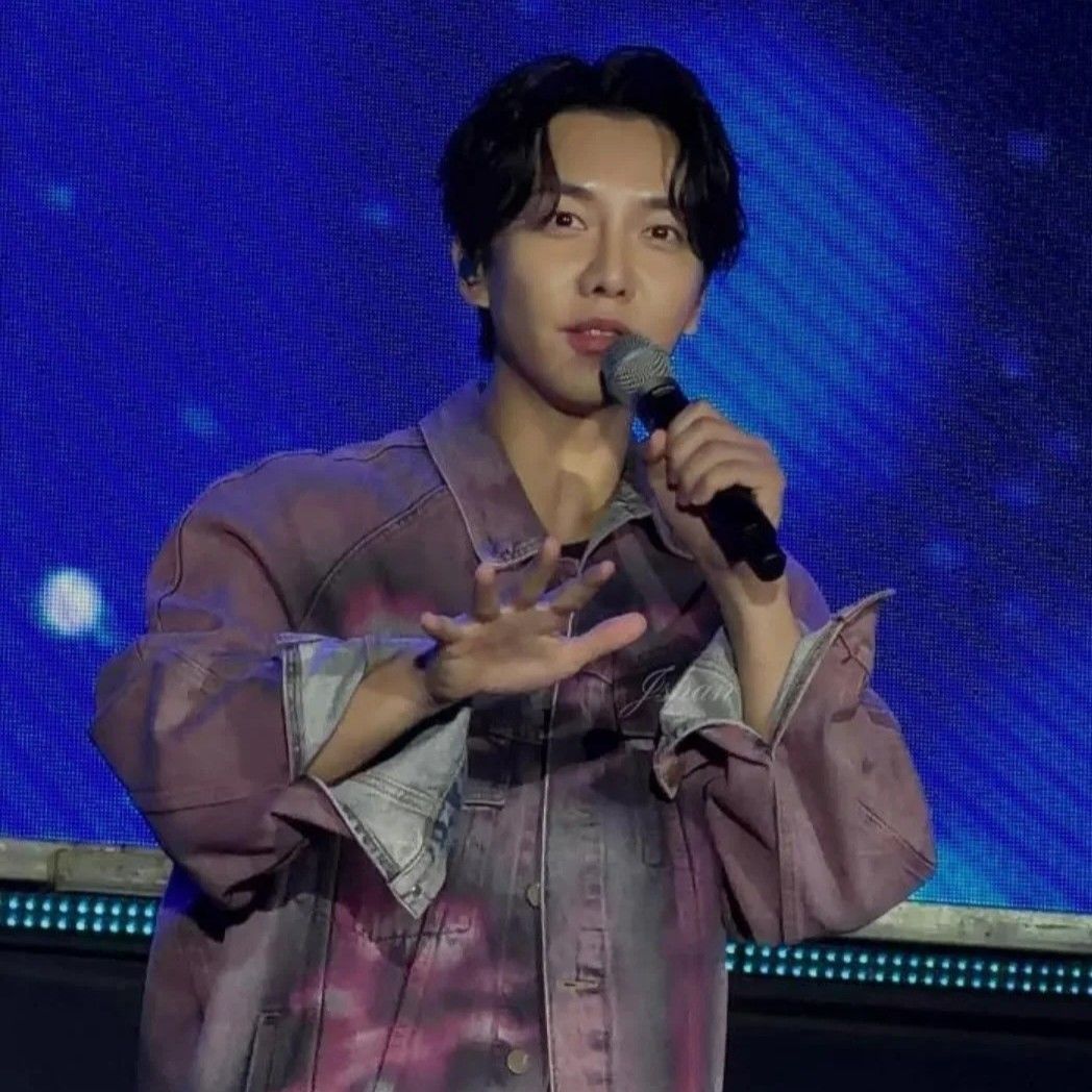 李昇基的最新照片