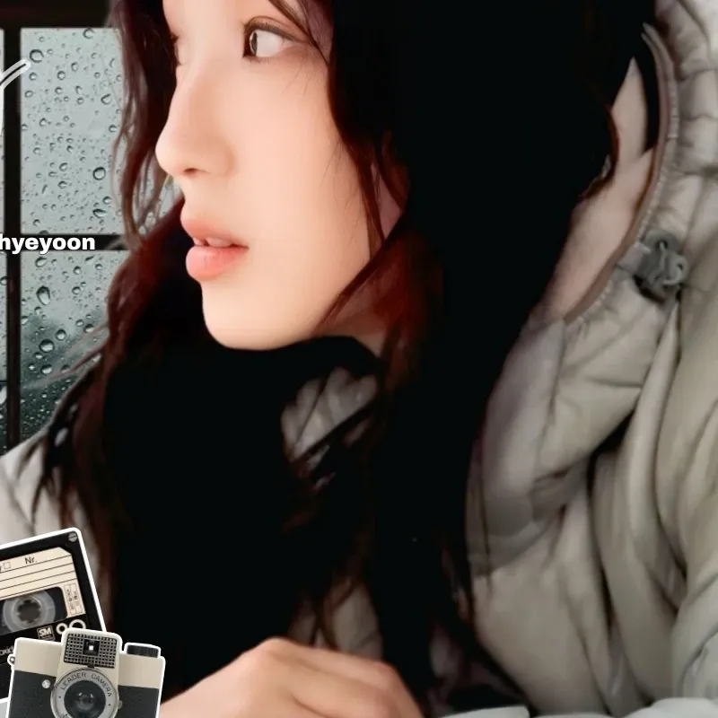 Latest photo of Kim Hyeyoon