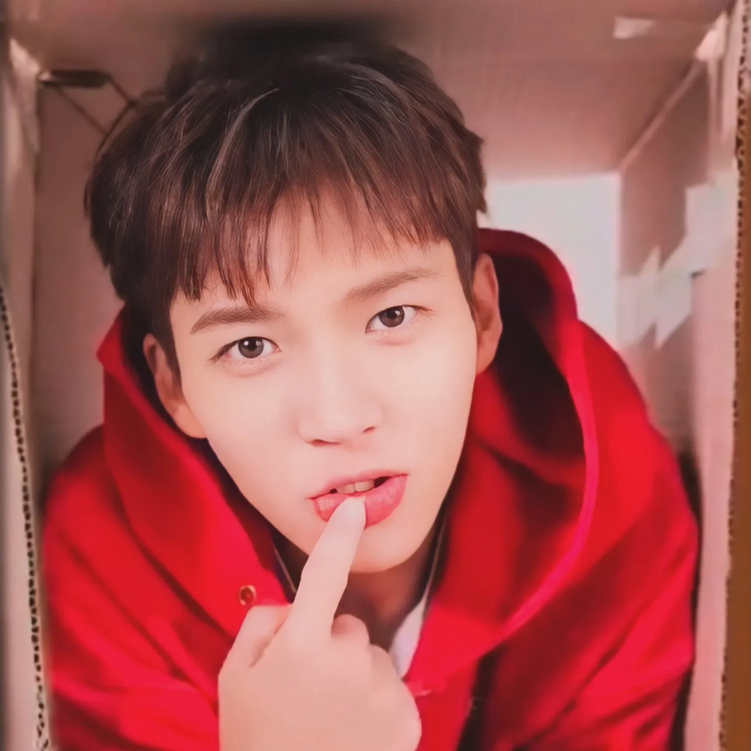 A moment captured by a fan of Nam Woohyun