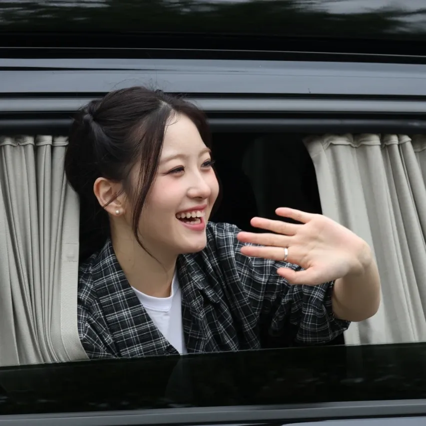 A moment captured by a fan of Oh Yujin