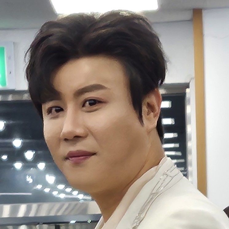 Behind-the-scenes cut of Jin Haesung