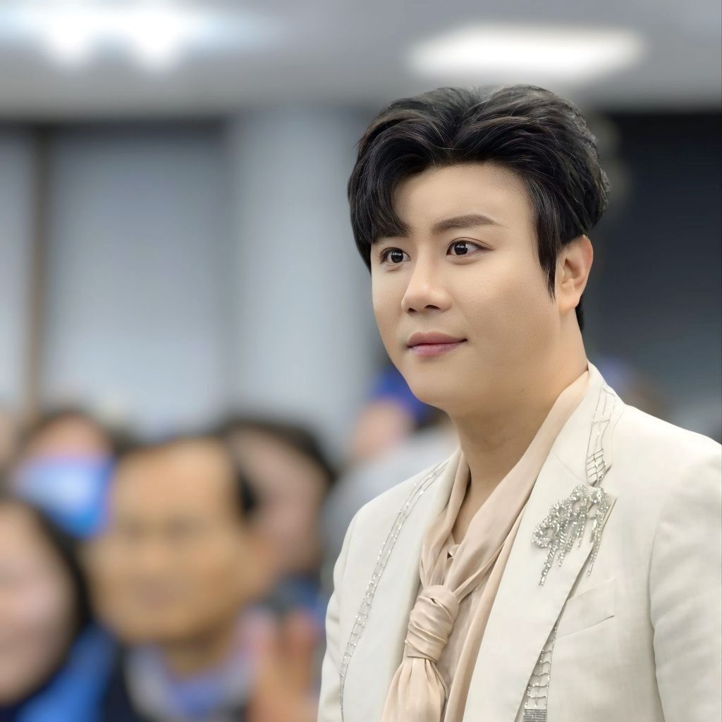 晉海成的最新照片