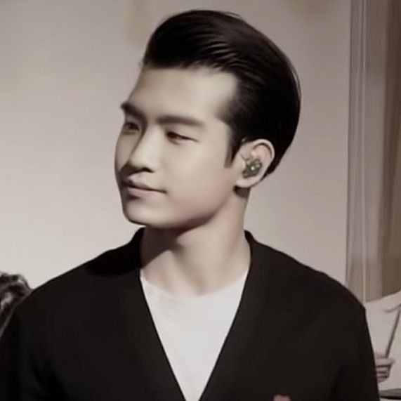 赵明燮的最新照片