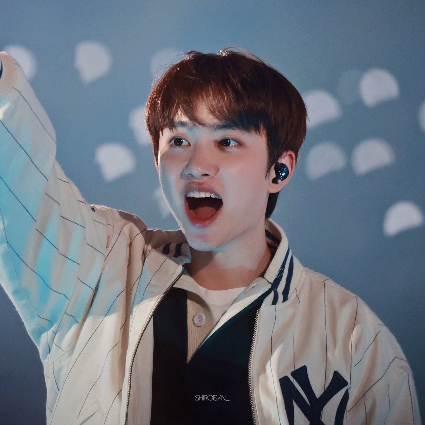 Cuplikan di balik layar dari Doh Kyungsoo (D.O.)