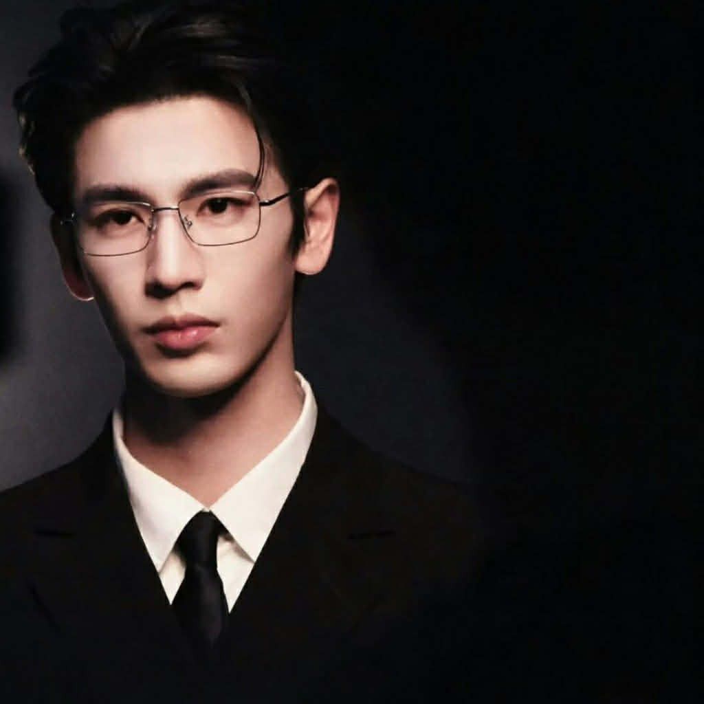 Latest photo of Zhang Linghe