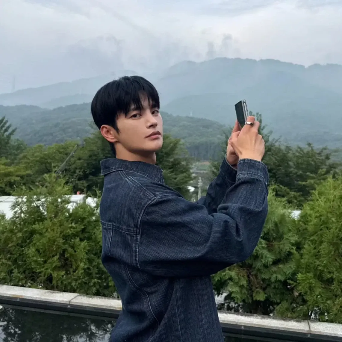 Behind-the-scenes cut of Seo Inguk