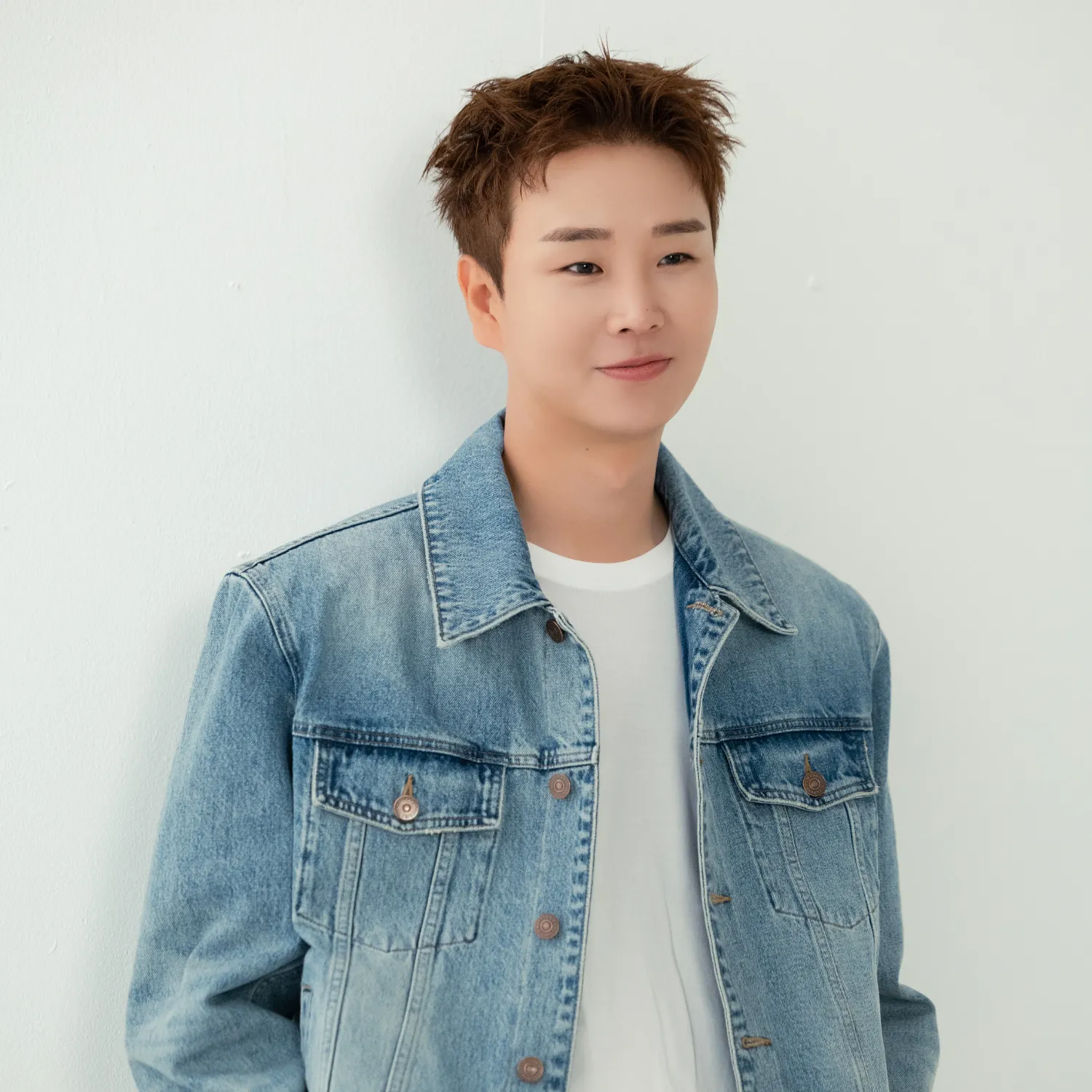 Recent activity shot of Song Minjun