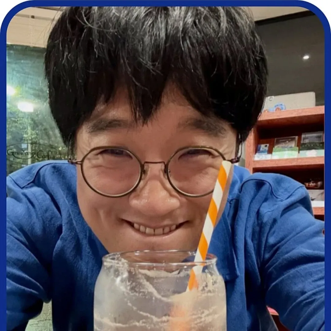 A moment captured by a fan of Bak Changgeun