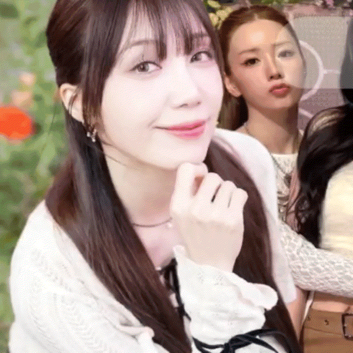 Recent activity shot of Jung Eunji