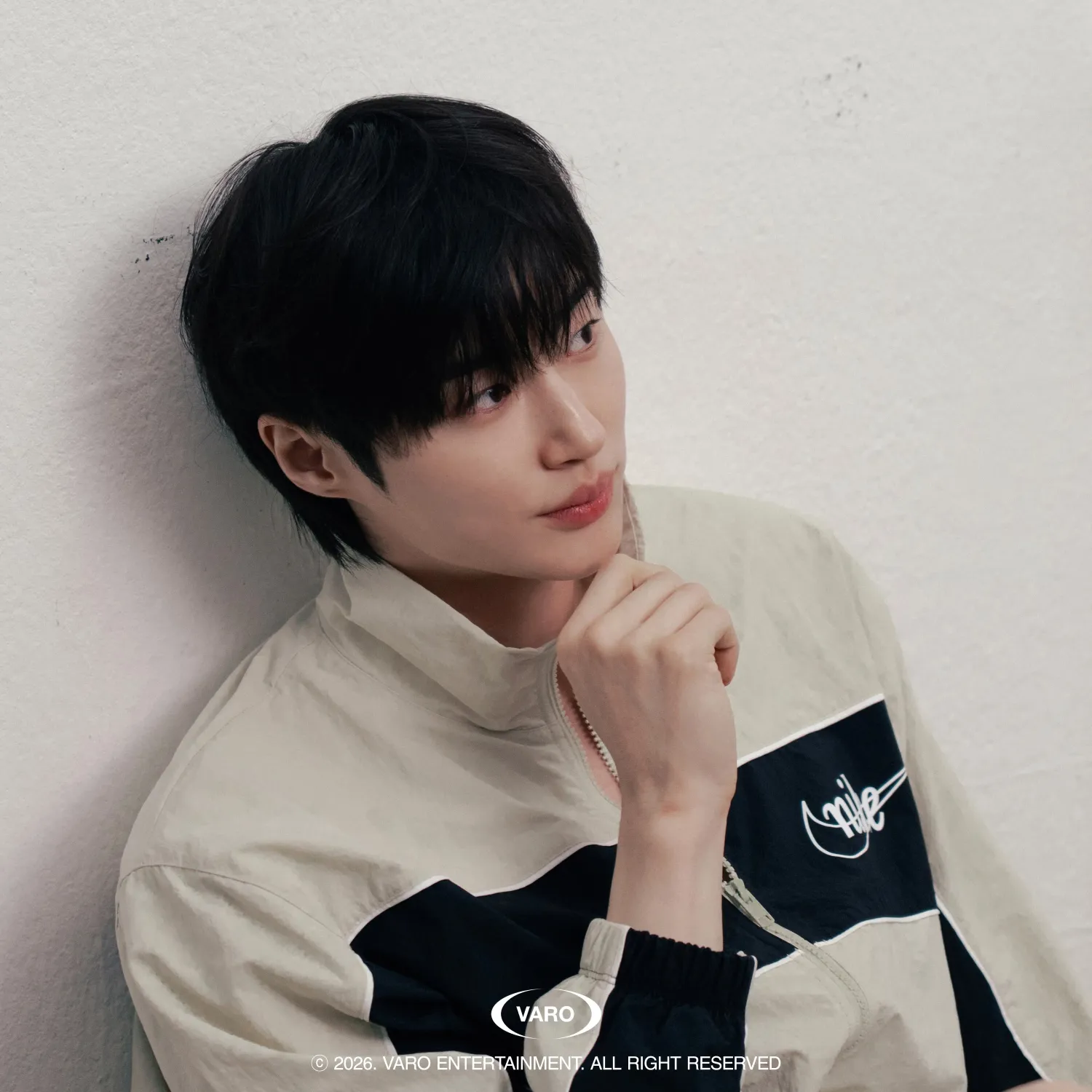 Behind-the-scenes cut of Byeon Wooseok