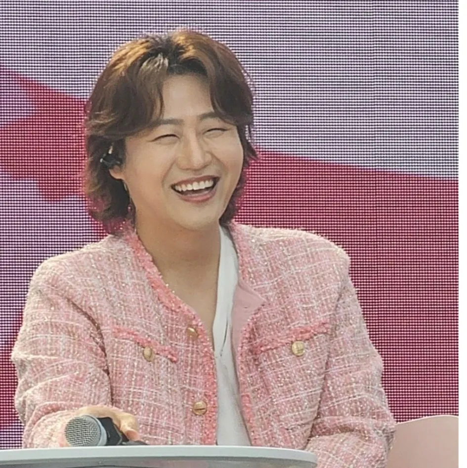 Recent activity shot of Min Soohyun