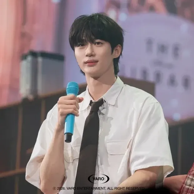 변우석 최근 활동샷