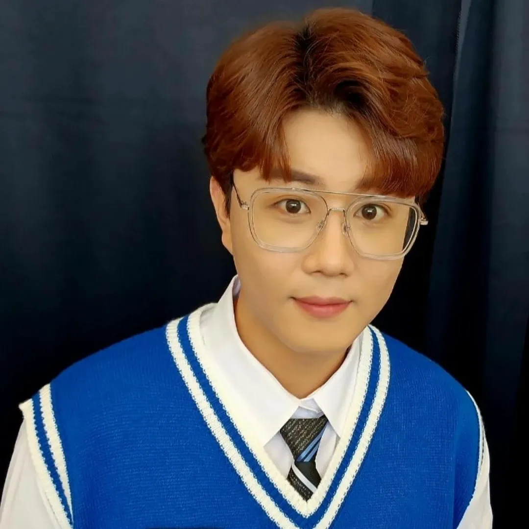 Recent activity shot of Jin Haesung