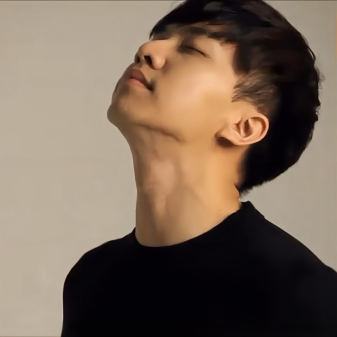 Cuplikan di balik layar dari Lee Seunggi