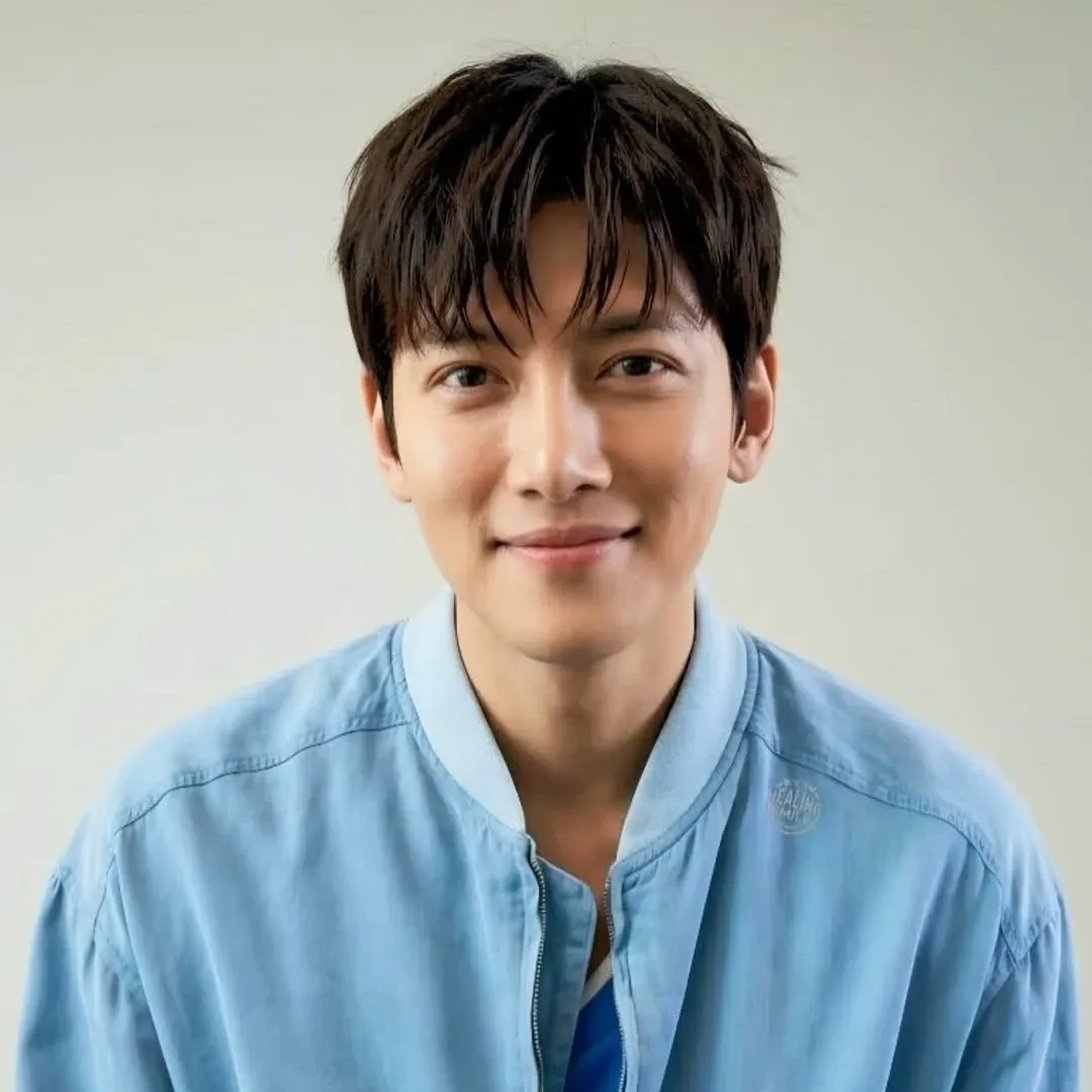 Behind-the-scenes cut of Ji Changwook