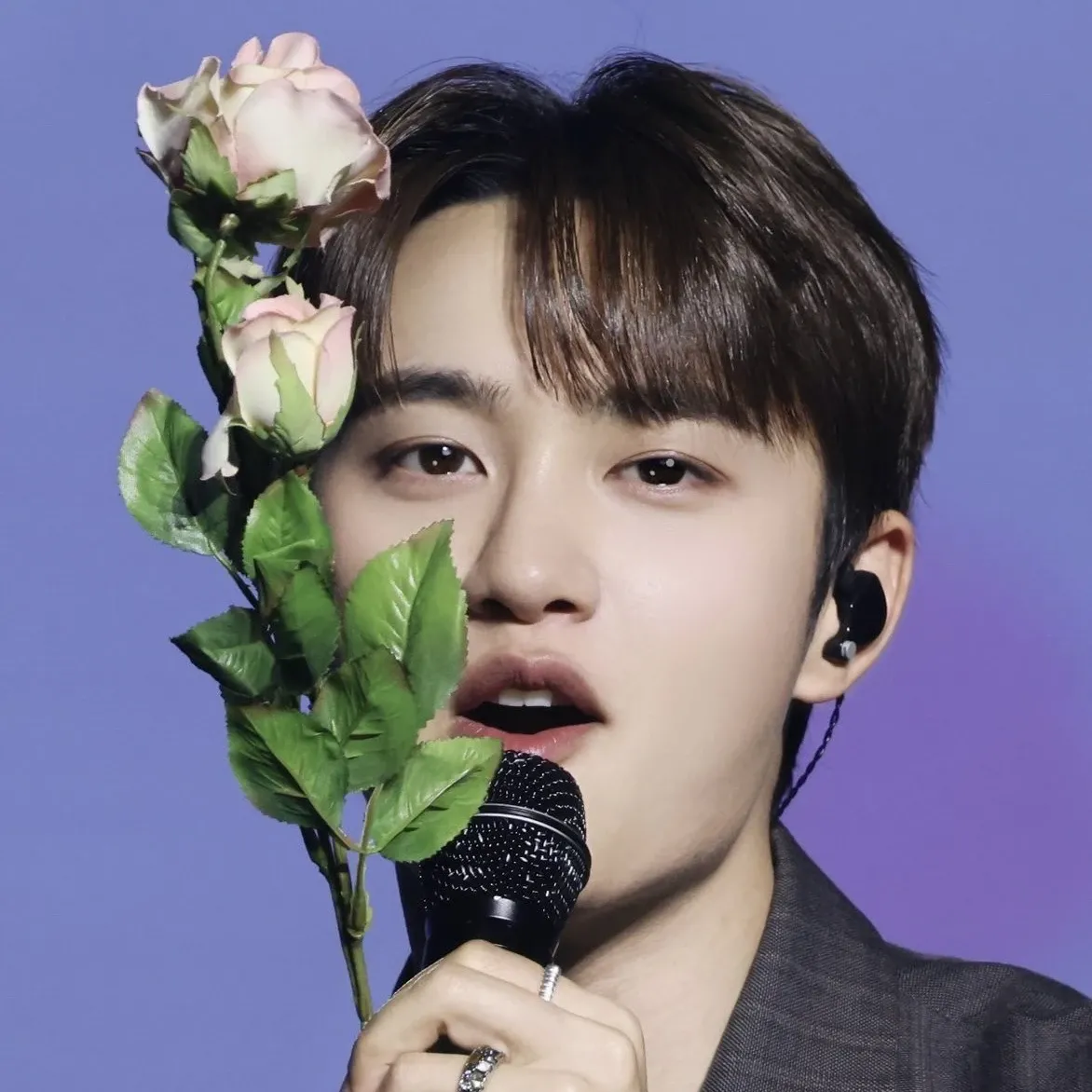 Foto kegiatan terbaru dari Doh Kyungsoo (D.O.)