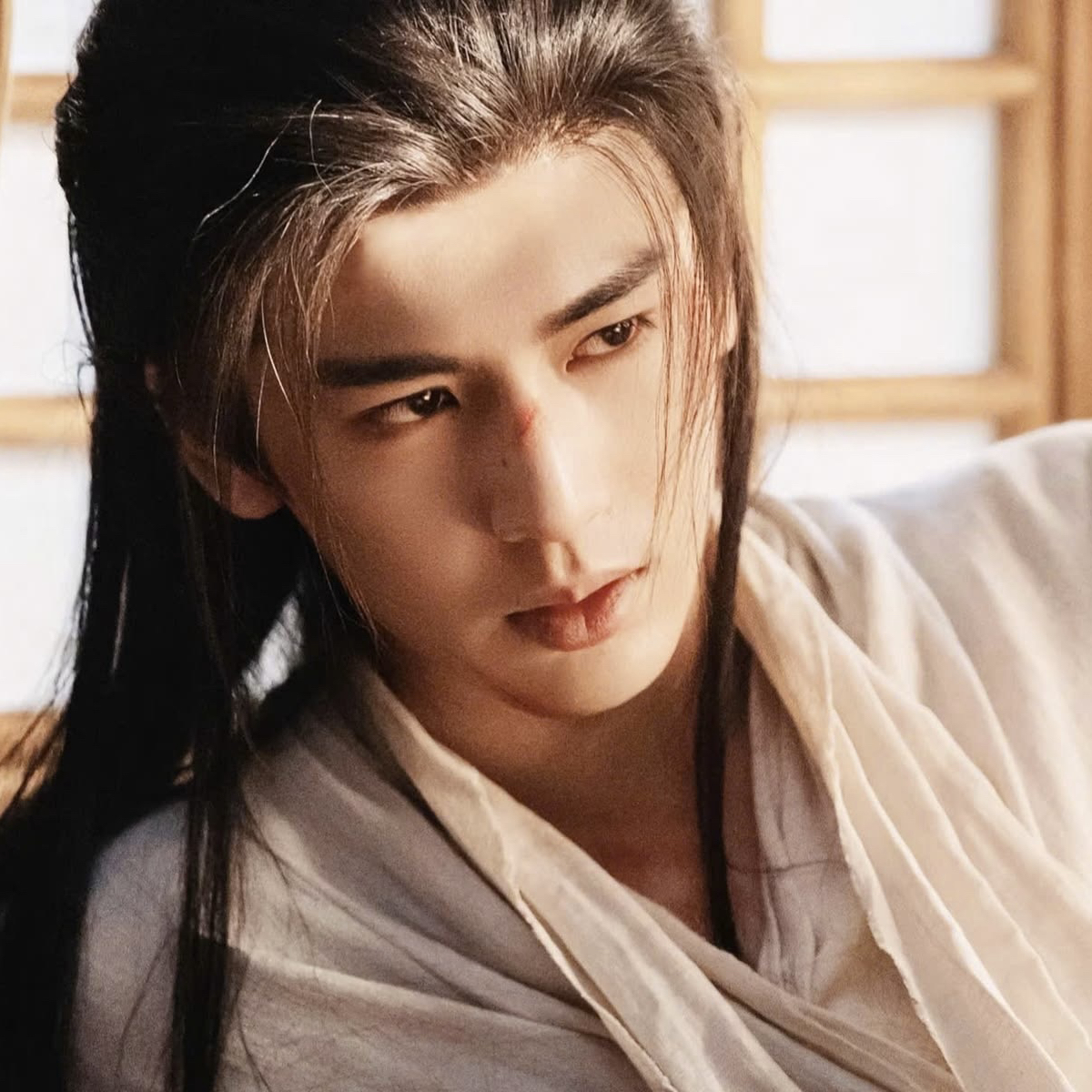 Recent activity shot of Zhang Linghe