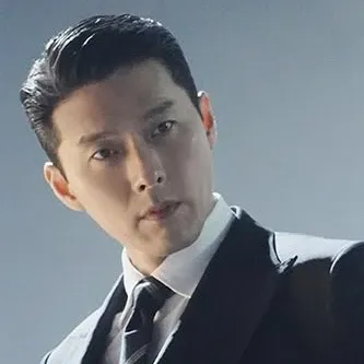 A moment captured by a fan of Hyun Bin