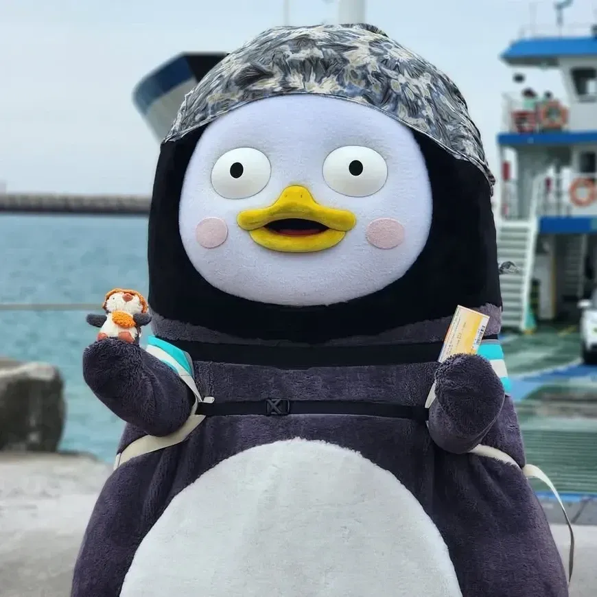 ペンスの最近の活動ショット
