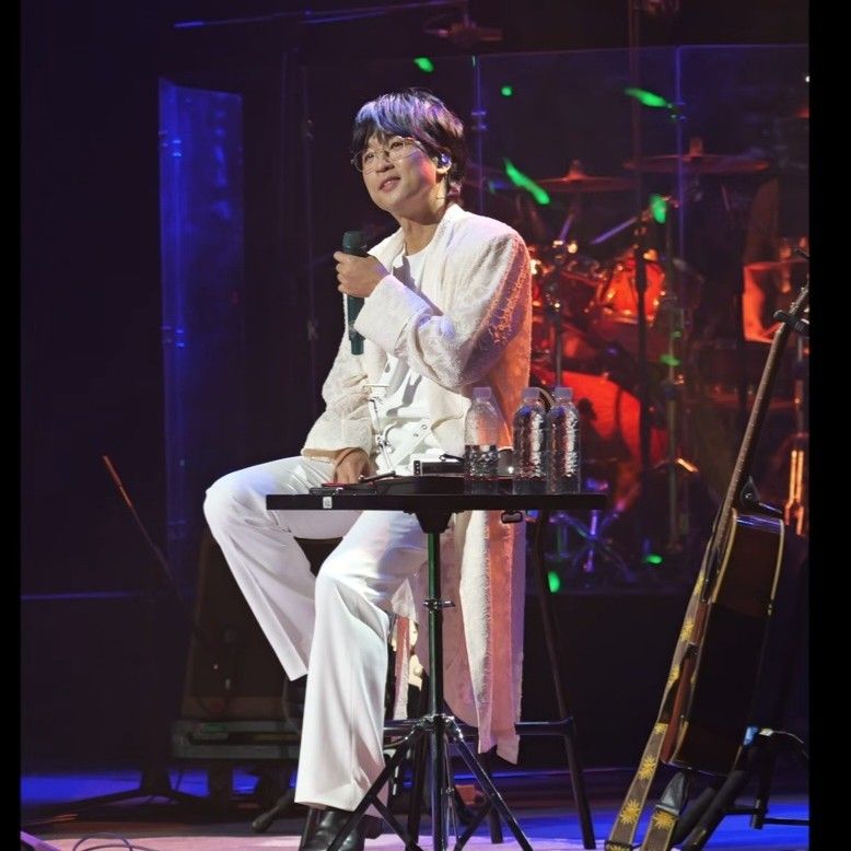 A moment captured by a fan of Bak Changgeun