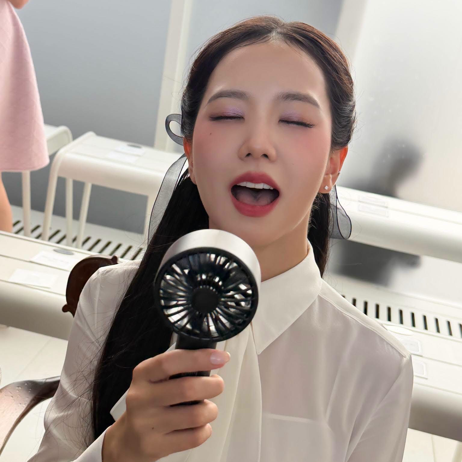 Recent activity shot of Jisoo (1995)