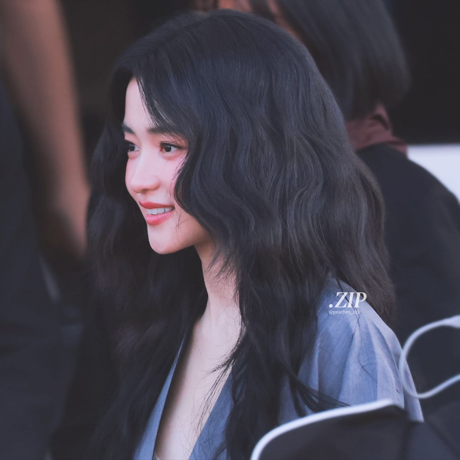 Behind-the-scenes cut of Kim Taeri