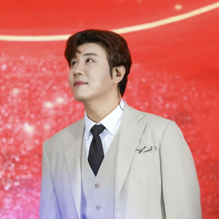 Recent activity shot of Jin Haesung