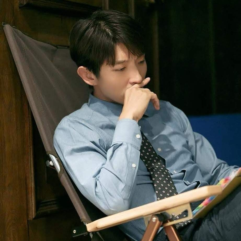 Latest photo of Lee Joongi