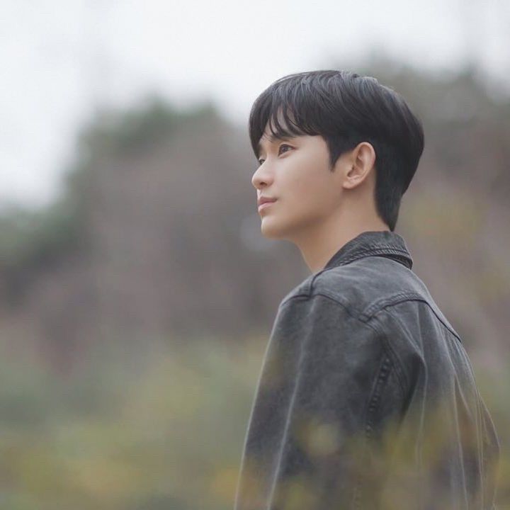 キム・スヒョンの最近の活動ショット