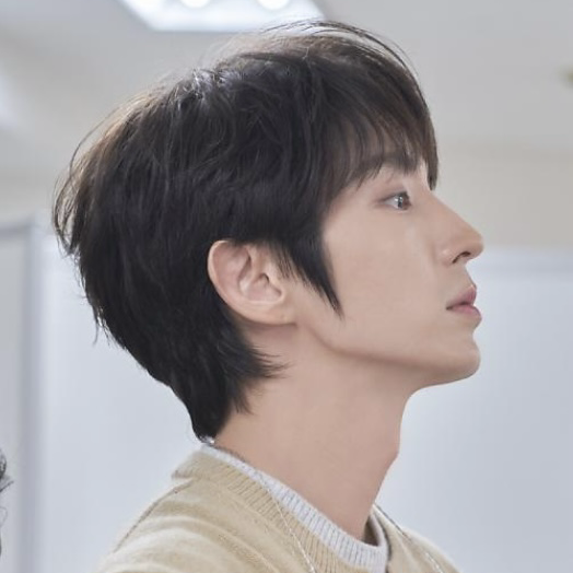 A moment captured by a fan of Lee Joongi