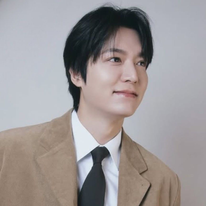 粉丝拍下的李敏镐瞬间