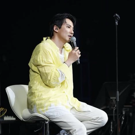 Behind-the-scenes cut of Kim Namgil