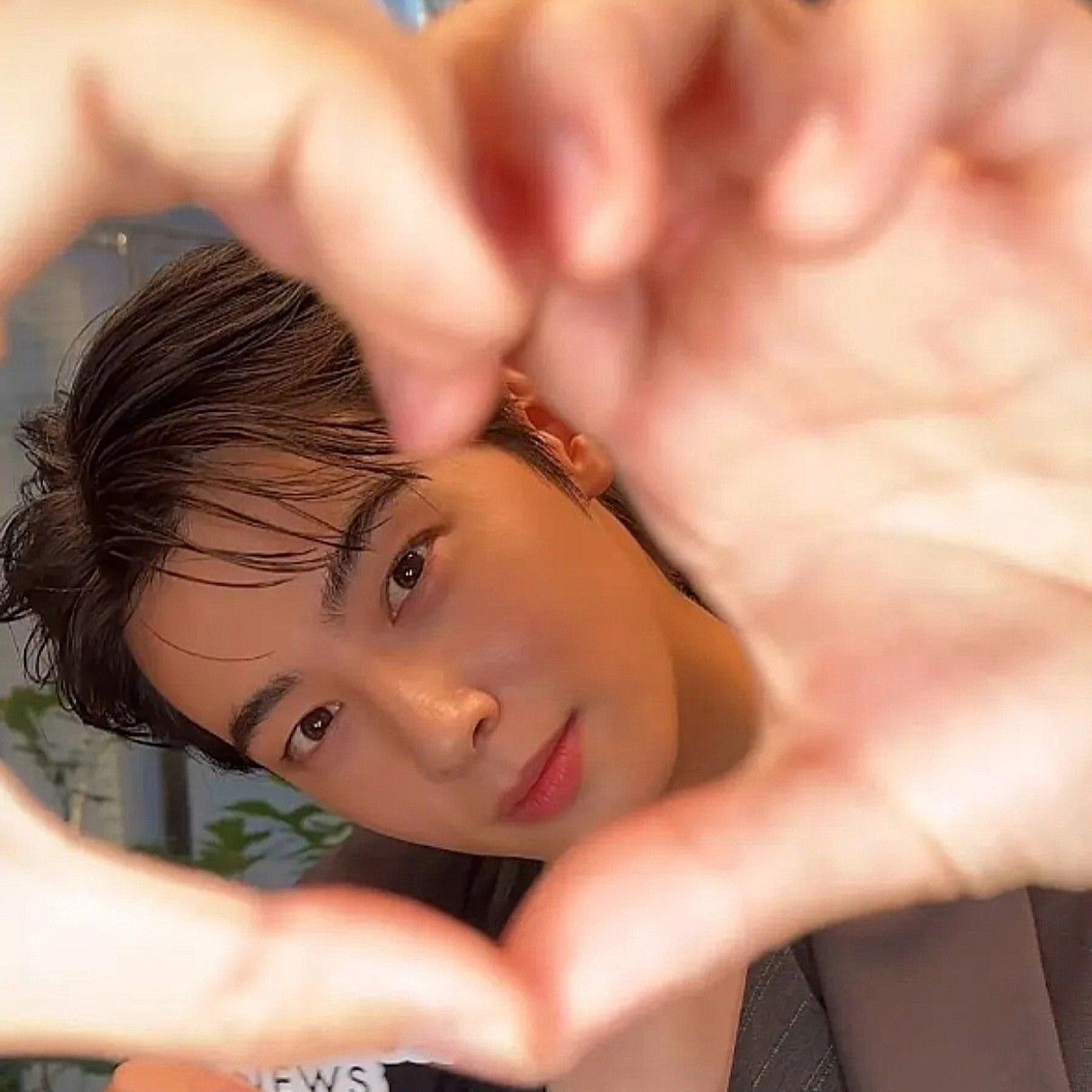 Cuplikan di balik layar dari Cha Eunwoo