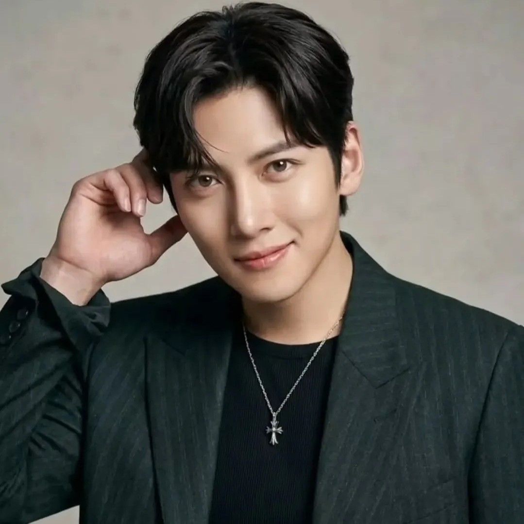 Recent activity shot of Ji Changwook