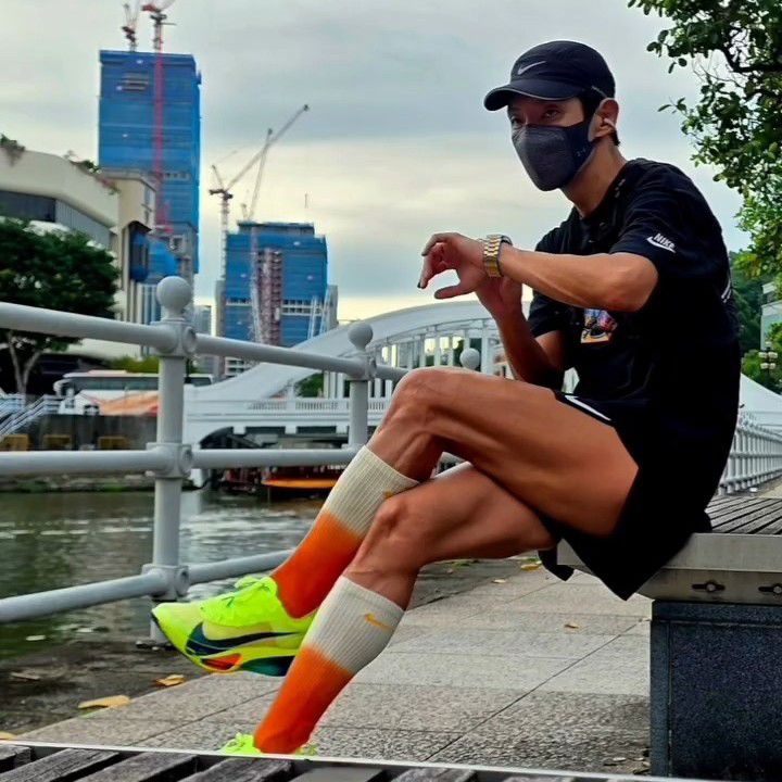 イ・ジュンギのビハインドカット