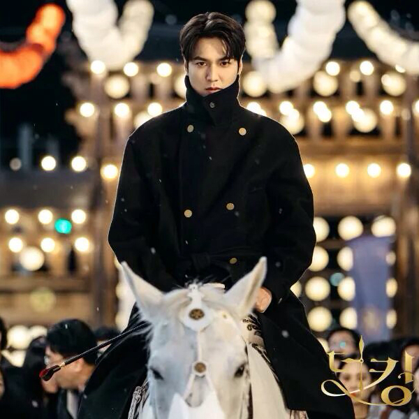 Behind-the-scenes cut of Lee Minho