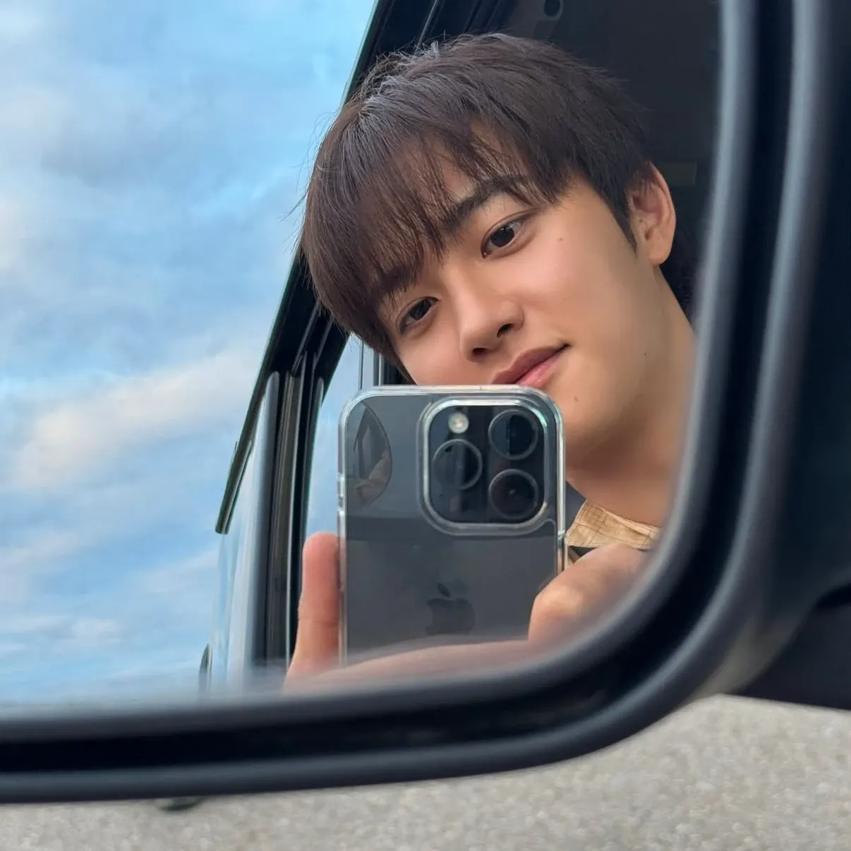 Foto terbaru dari Doh Kyungsoo (D.O.)