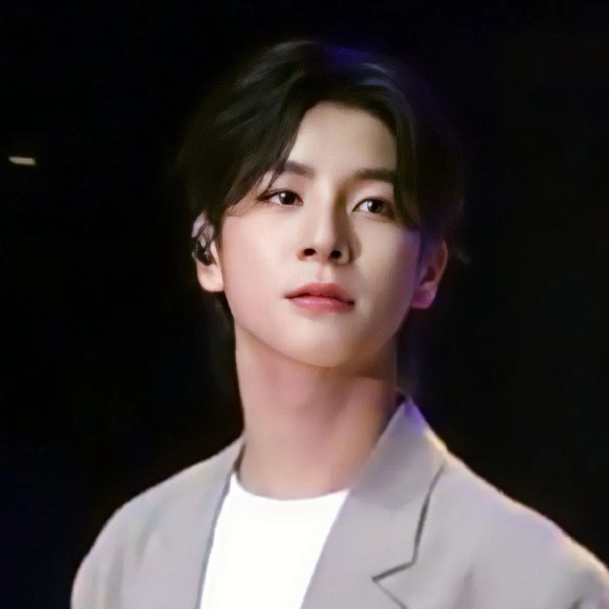 鄭東元的幕後花絮