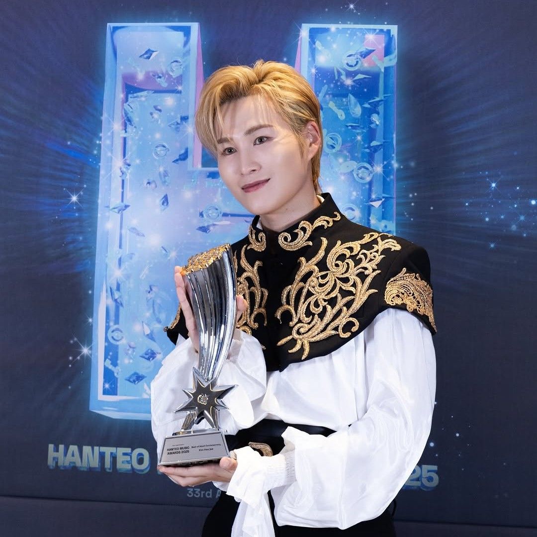 김희재의 비하인드 컷