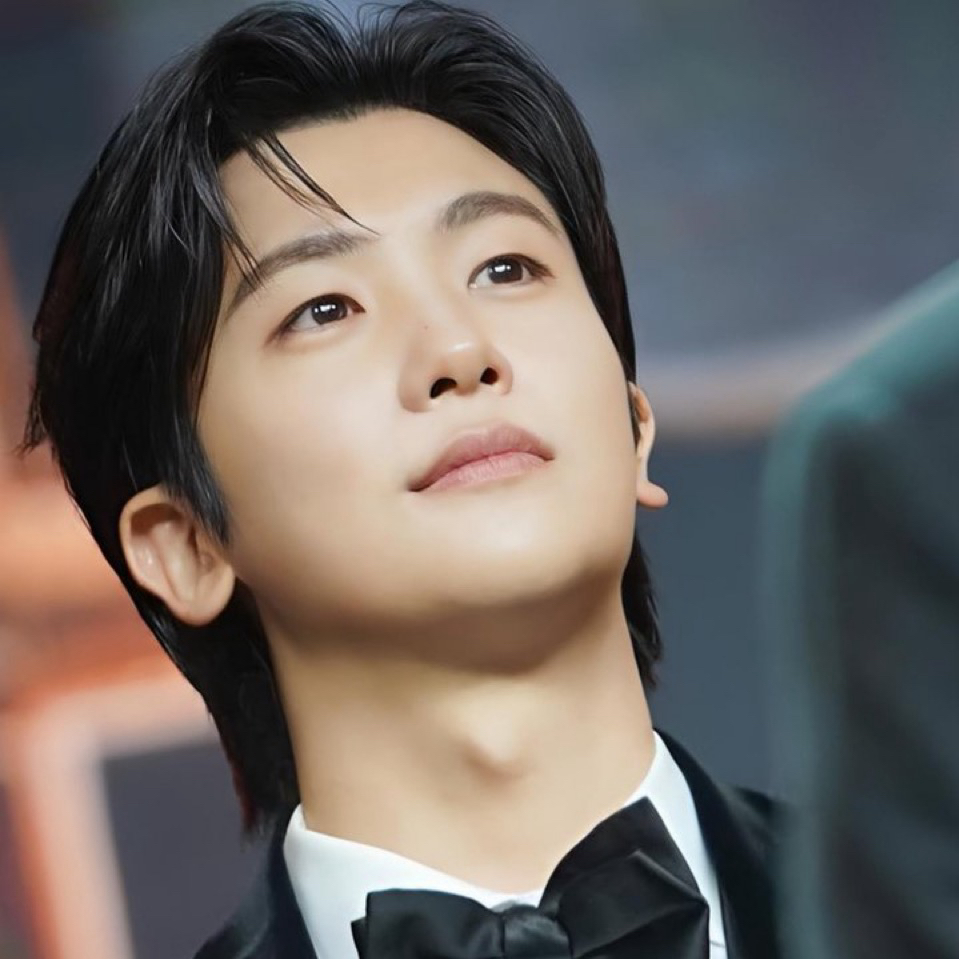 Latest photo of Park Hyungsik