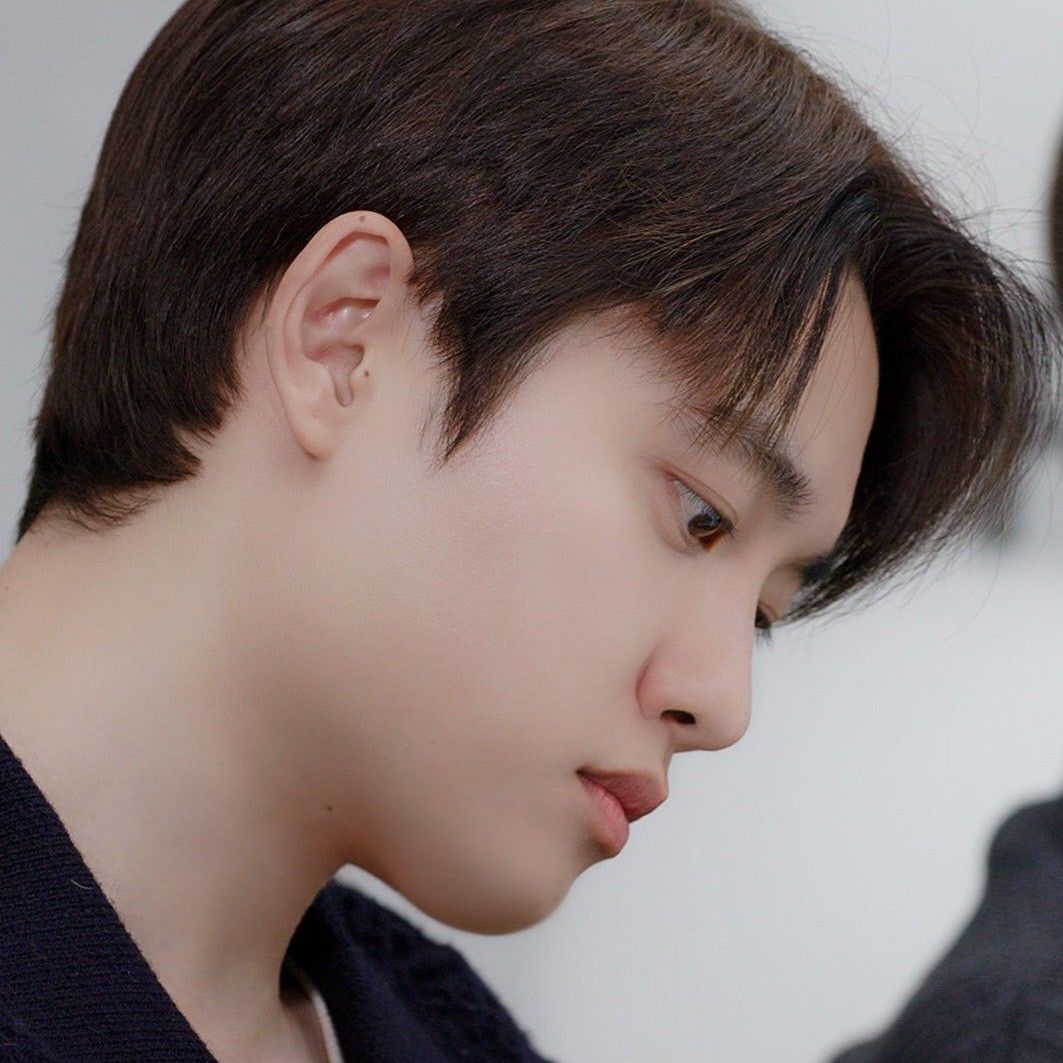 粉絲拍下的都暻秀 (D.O.)瞬間