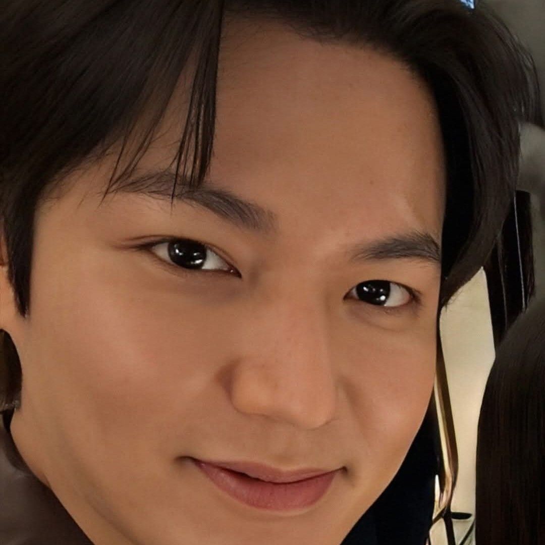 李敏镐的近期活动照