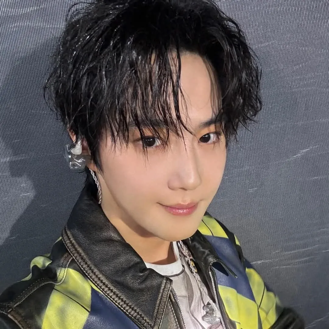Recent activity shot of Suho