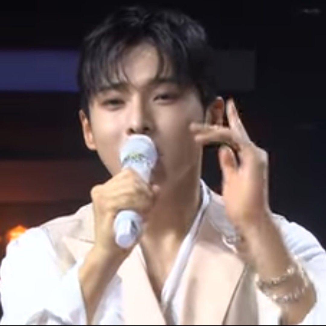 Latest photo of Seong Ri